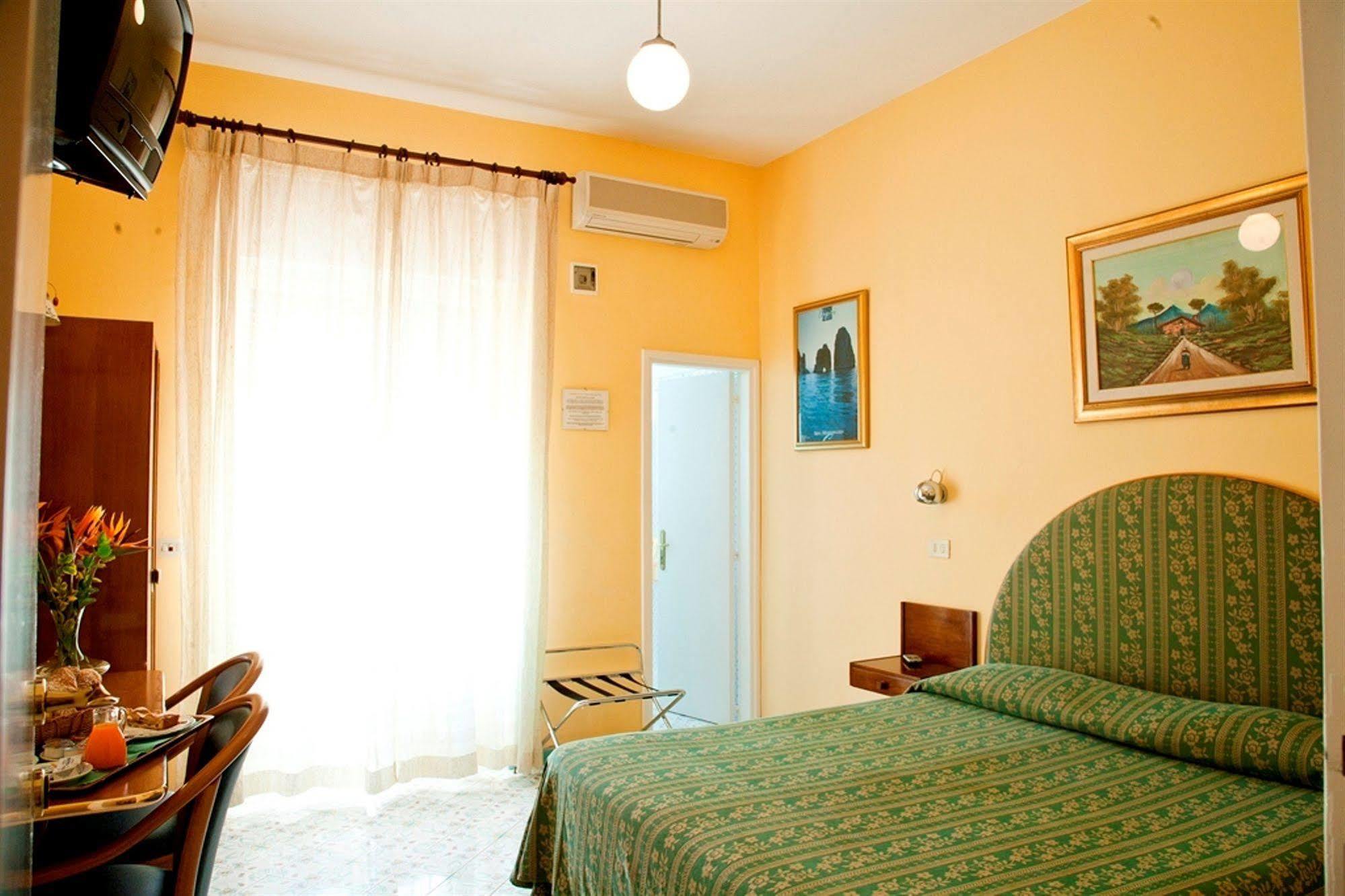 Hotel Carmencita Anacapri  Cameră foto